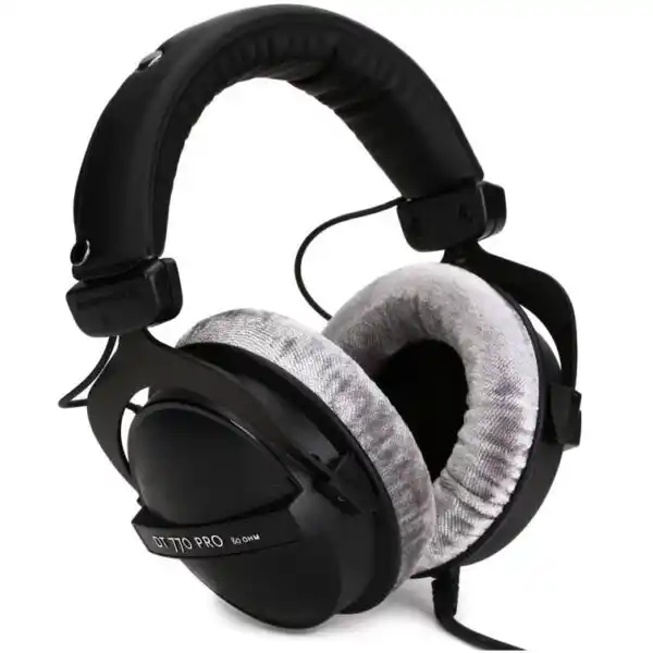 Beyerdynamic DT 770 PRO 80 Ohms Studijske closed-back slušalice