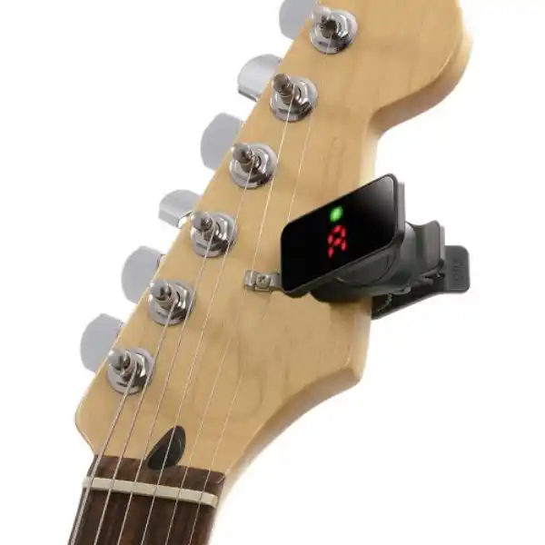 KORG PC-2-CP pitchclip2 štimer za gitaru